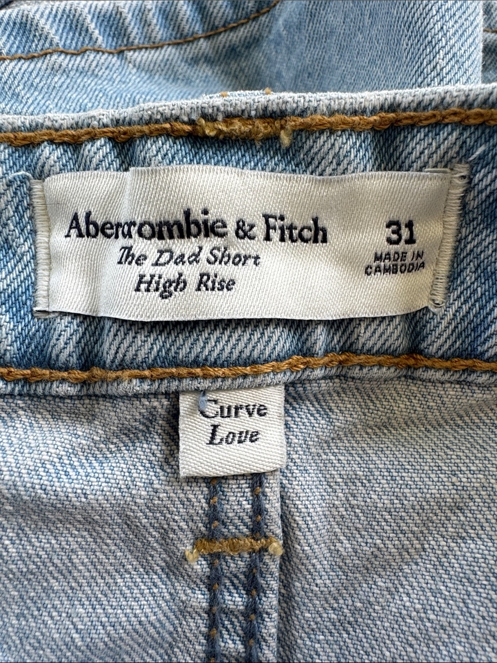 Abercrombie & Fitch The Dad Short high rise light wash jean shorts size 31 - Picture 9 of 13